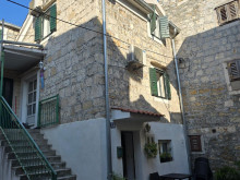 Kamenn&yacute; dom pri Splite