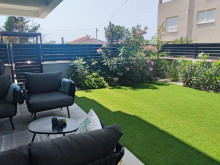 Moderný apartmán so záhradou
