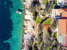 Dom s mólom na Korčule