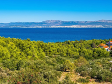 Stavebný pozemok v Supetare