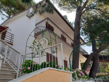 Dom s v&yacute;hľadom na more - Ba&scaron;ka Voda